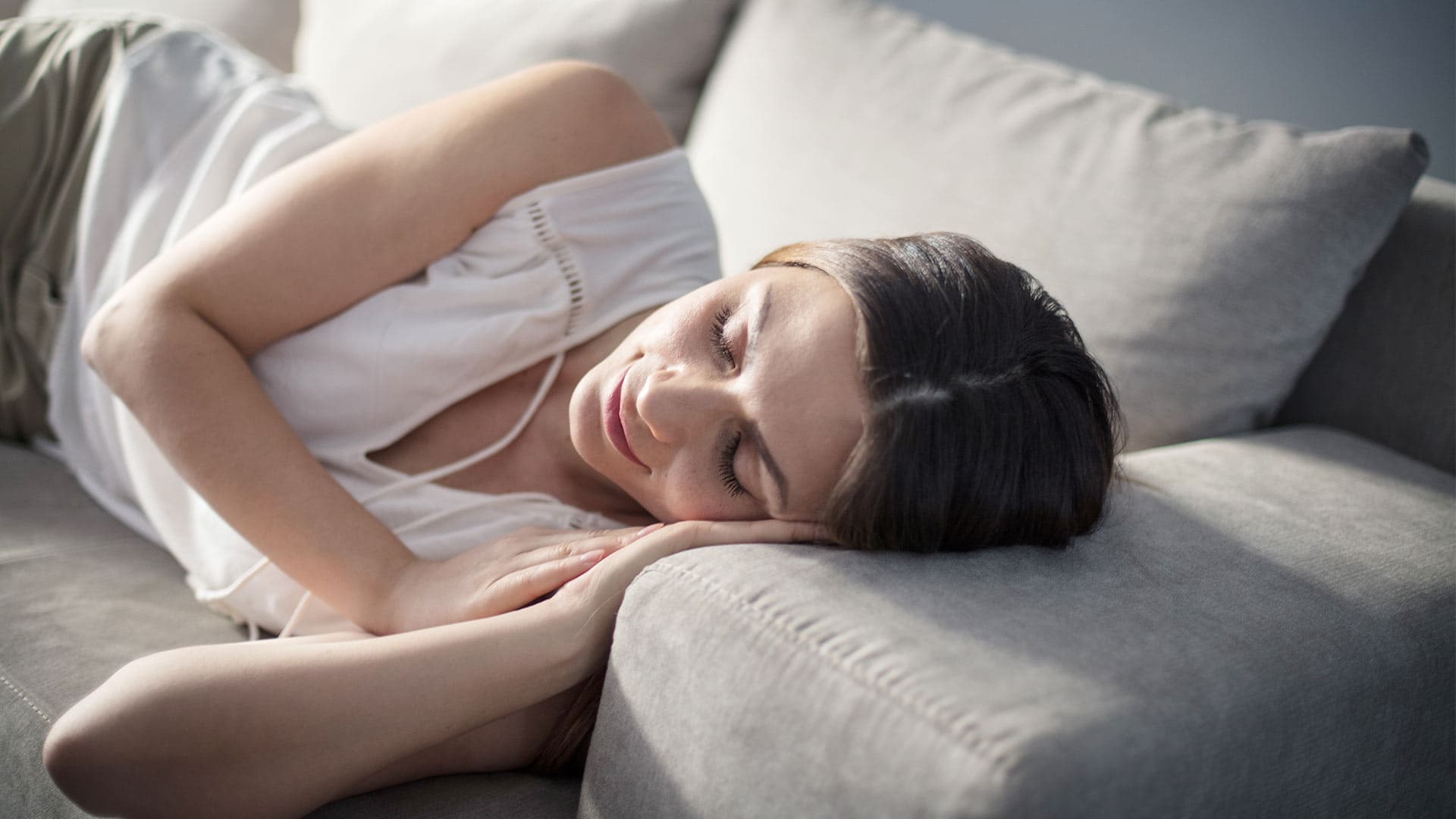 Cum te ajută un pui de somn în miezul zilei