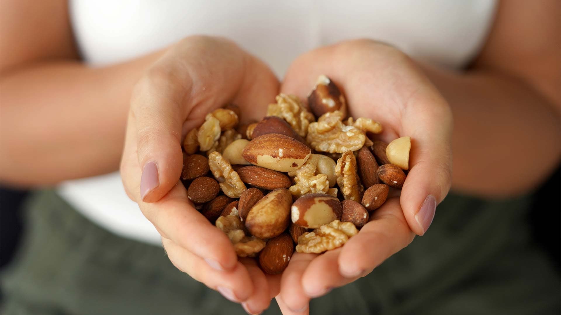 De ce să incluzi nucile în dieta ta zilnică: beneficii pentru creier, inimă și intestin