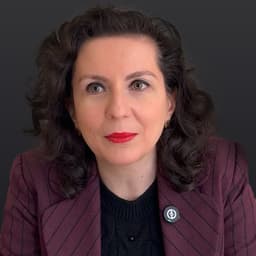 Dr. Oana Timofte
